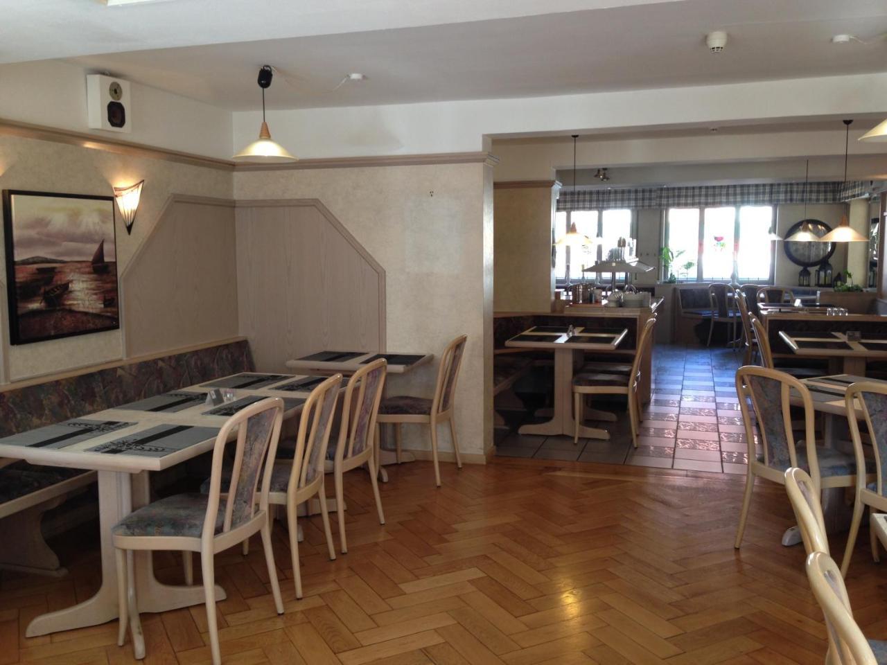 Ebersbach an der FilsGoldene Rose公寓式酒店 外观 照片